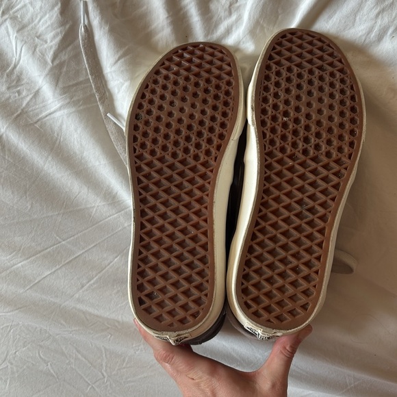 EUC Vans Pig Suede Sk8 High Top in Rabbit - Picture 8 of 10